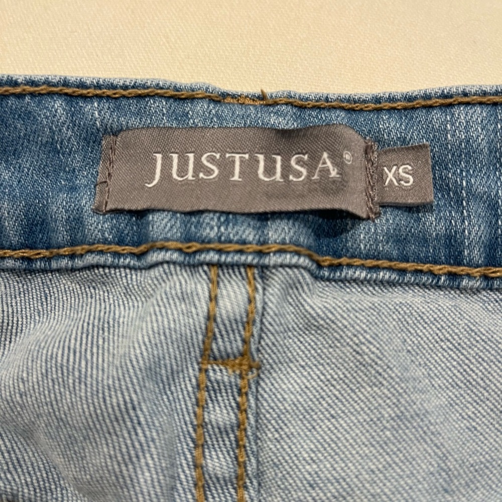 Jean Shorts - Picture 3 of 3